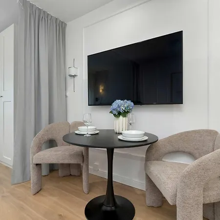 Nowoczesne W Spokojnej Okolicy W Gdyni By Renters 公寓 *